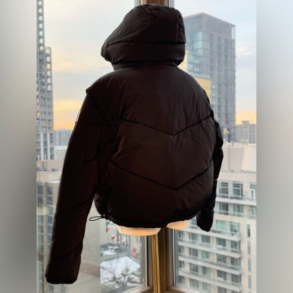 🆕 ALO YOGA 🧿 NWOT Black Glacier Puffer - Sz L - US 12 / 14 - Picture 6 of 16